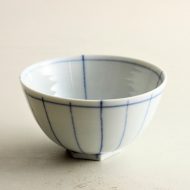 w4397-60-1 φ11.3x6.1青磁染付ご飯茶碗