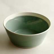 y4084 DishesボールSピスタチオグリーン  iihoshi porcelain
